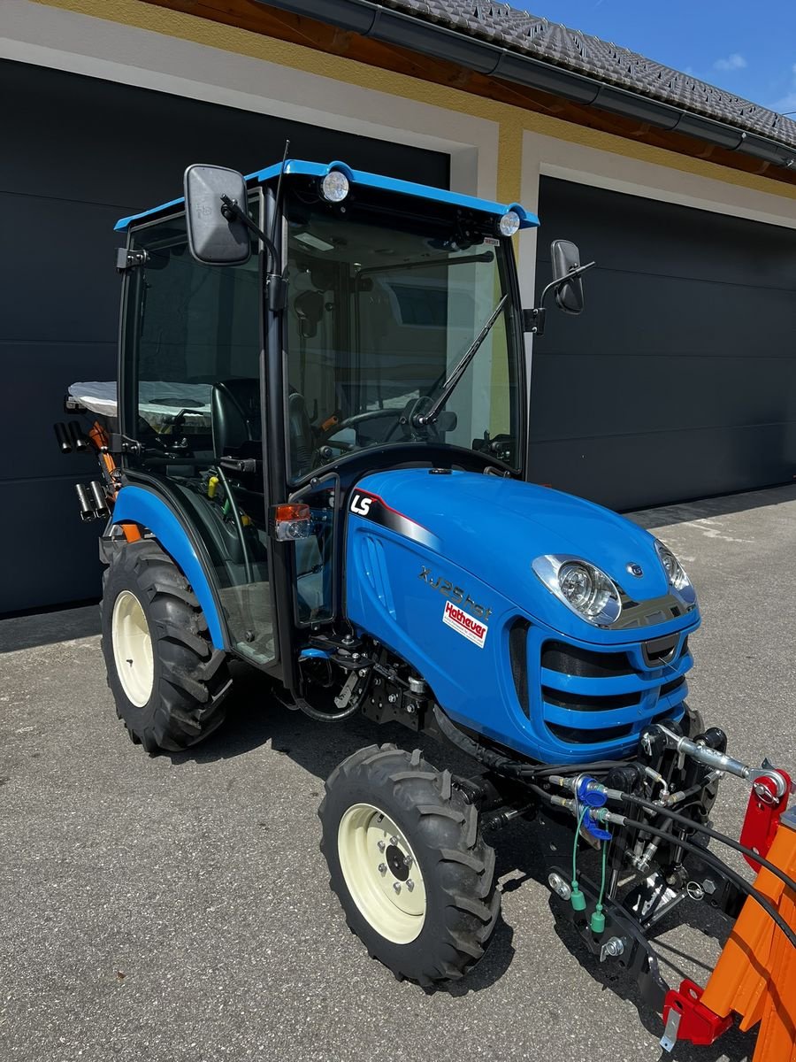 Traktor типа LS Tractor XJ 25 HST SNOW-LINE, Neumaschine в Pischelsdorf (Фотография 8)