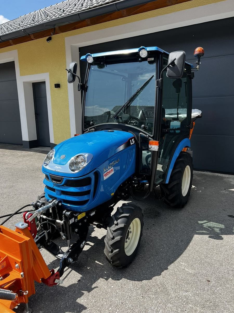 Traktor типа LS Tractor XJ 25 HST SNOW-LINE, Neumaschine в Pischelsdorf (Фотография 5)