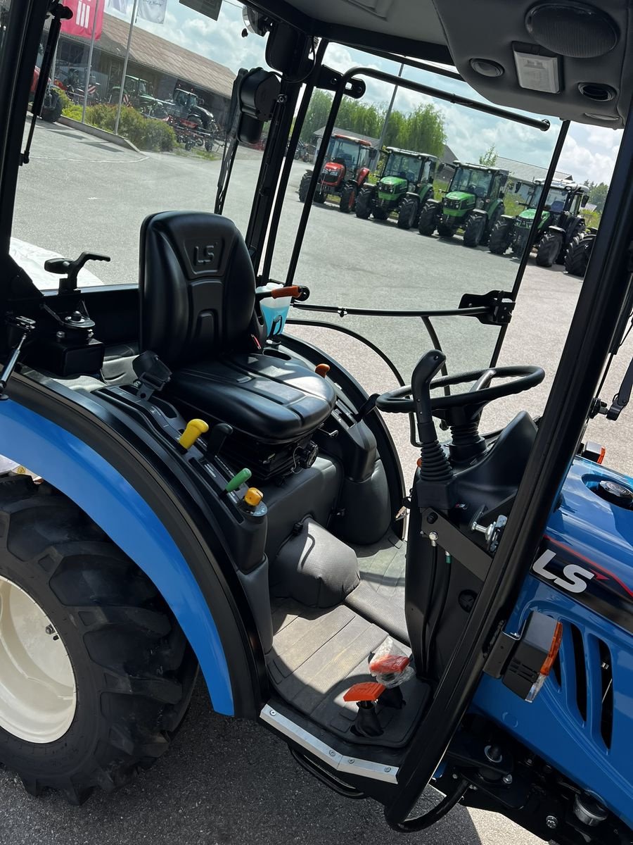 Traktor типа LS Tractor XJ 25 HST SNOW-LINE, Neumaschine в Pischelsdorf (Фотография 21)