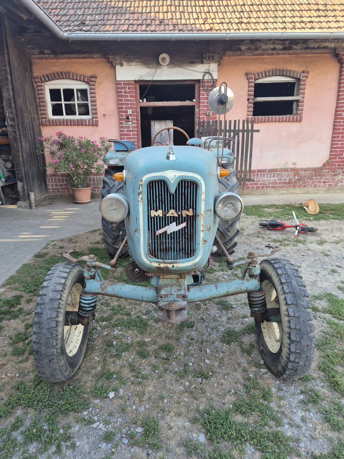 Traktor of the type MAN 2L2, Gebrauchtmaschine in VELIKA PISANICA (Picture 3)