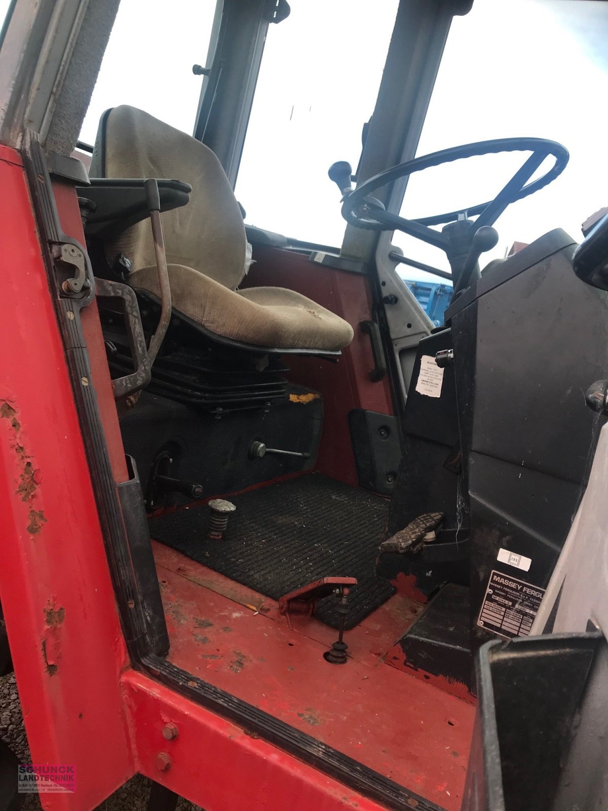 Traktor tipa Massey Ferguson 1014, Gebrauchtmaschine u Ilbesheim (Slika 4)