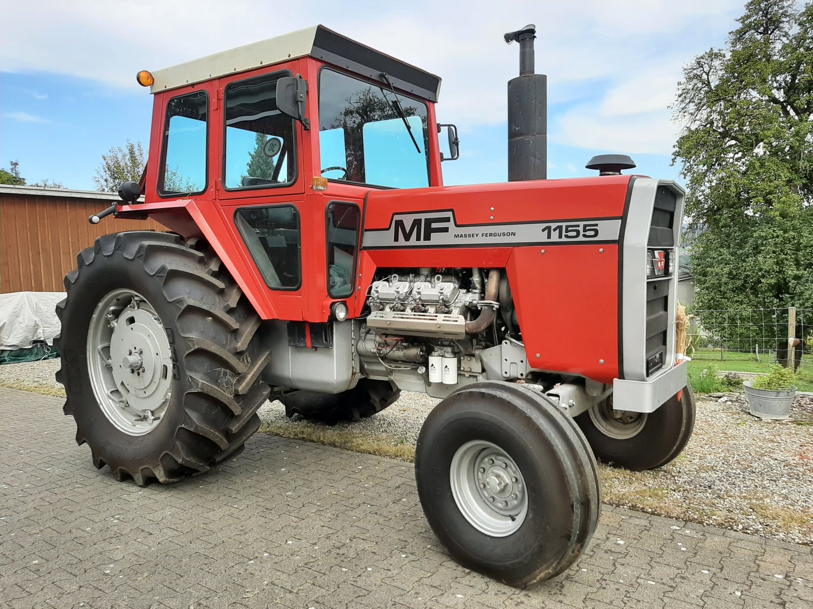 Traktor des Typs Massey Ferguson 1155, Gebrauchtmaschine in Aristau (Bild 1)