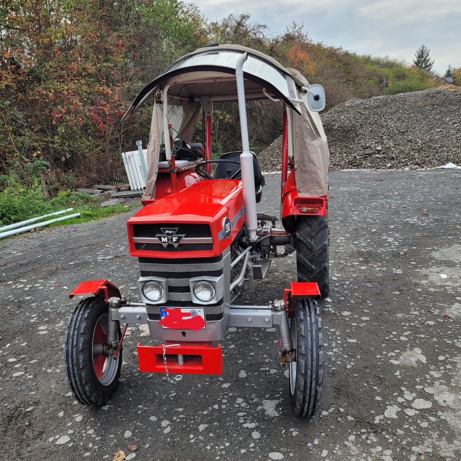 Traktor del tipo Massey Ferguson 130, Gebrauchtmaschine In Grävenwiesbach (Immagine 1)