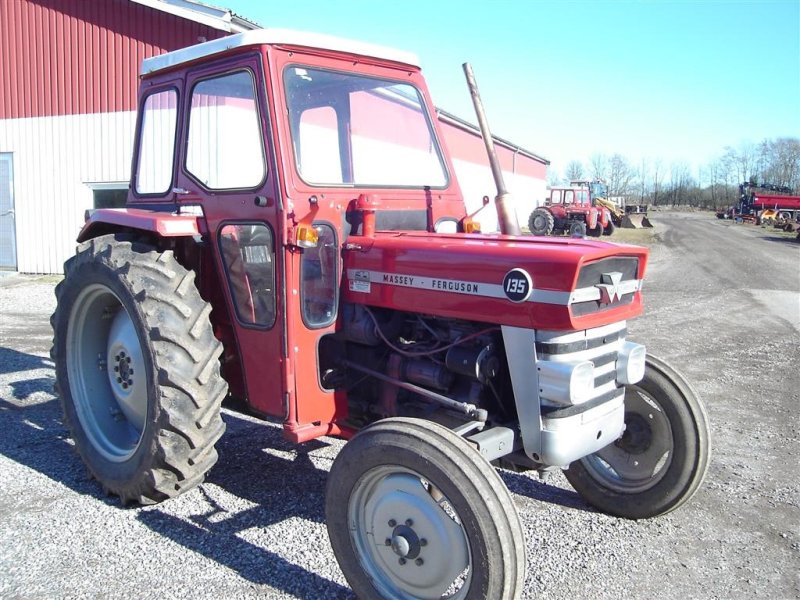Traktor a típus Massey Ferguson 135 8 gears model, Gebrauchtmaschine ekkor: Ejstrupholm (Kép 1)