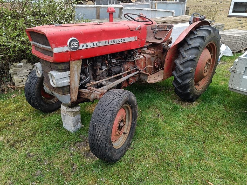 Traktor от тип Massey Ferguson 135 Benzin, Gebrauchtmaschine в Egtved (Снимка 1)