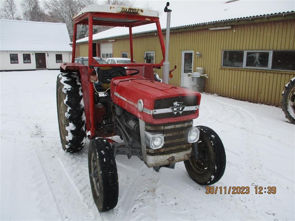 Traktor des Typs Massey Ferguson 135 god mekanisk stand, Gebrauchtmaschine in Høng (Bild 2)