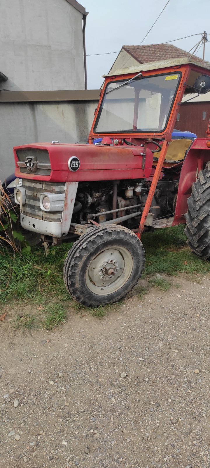 Traktor of the type Massey Ferguson 135, Gebrauchtmaschine in gross schweinbarth (Picture 2)