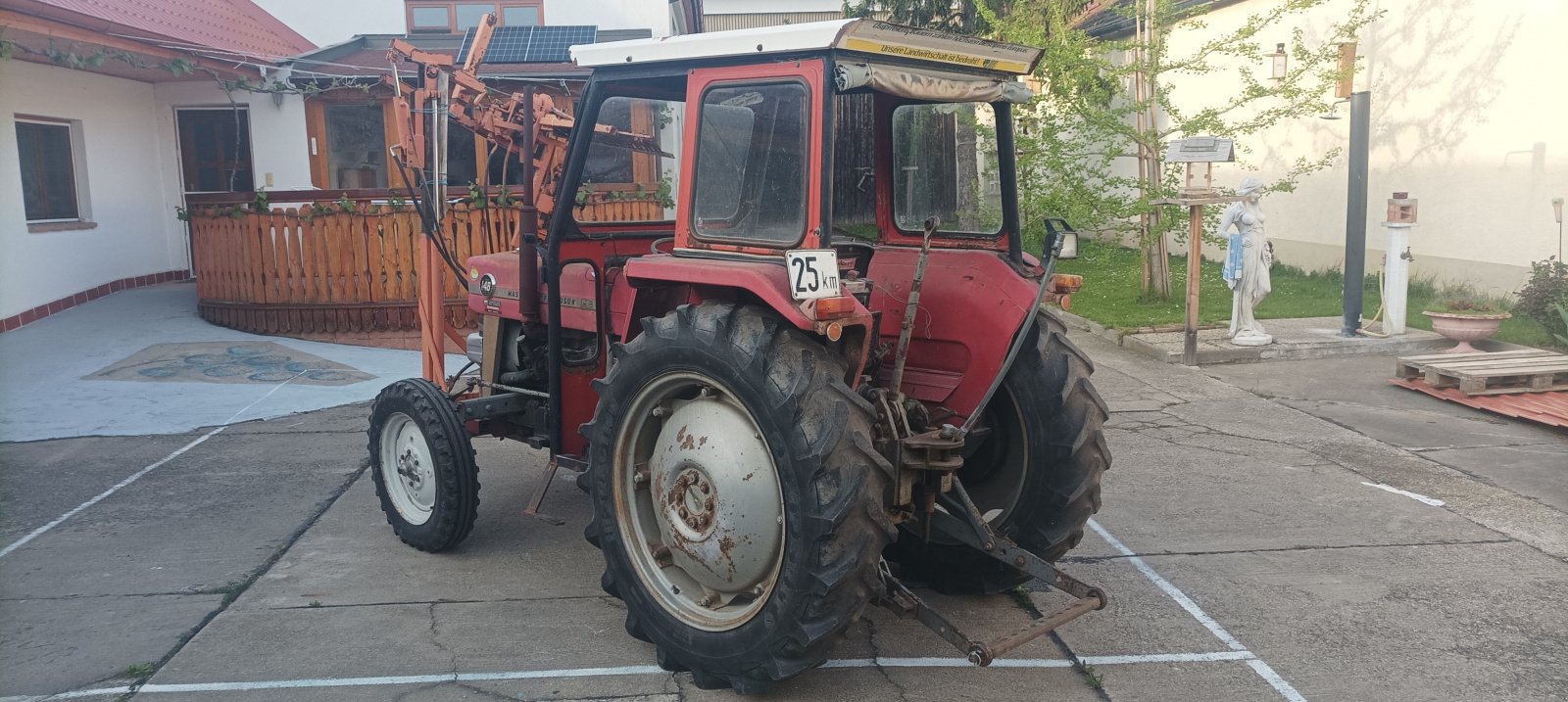 Traktor des Typs Massey Ferguson 148, Gebrauchtmaschine in Gross-Schweinbarth (Bild 3)