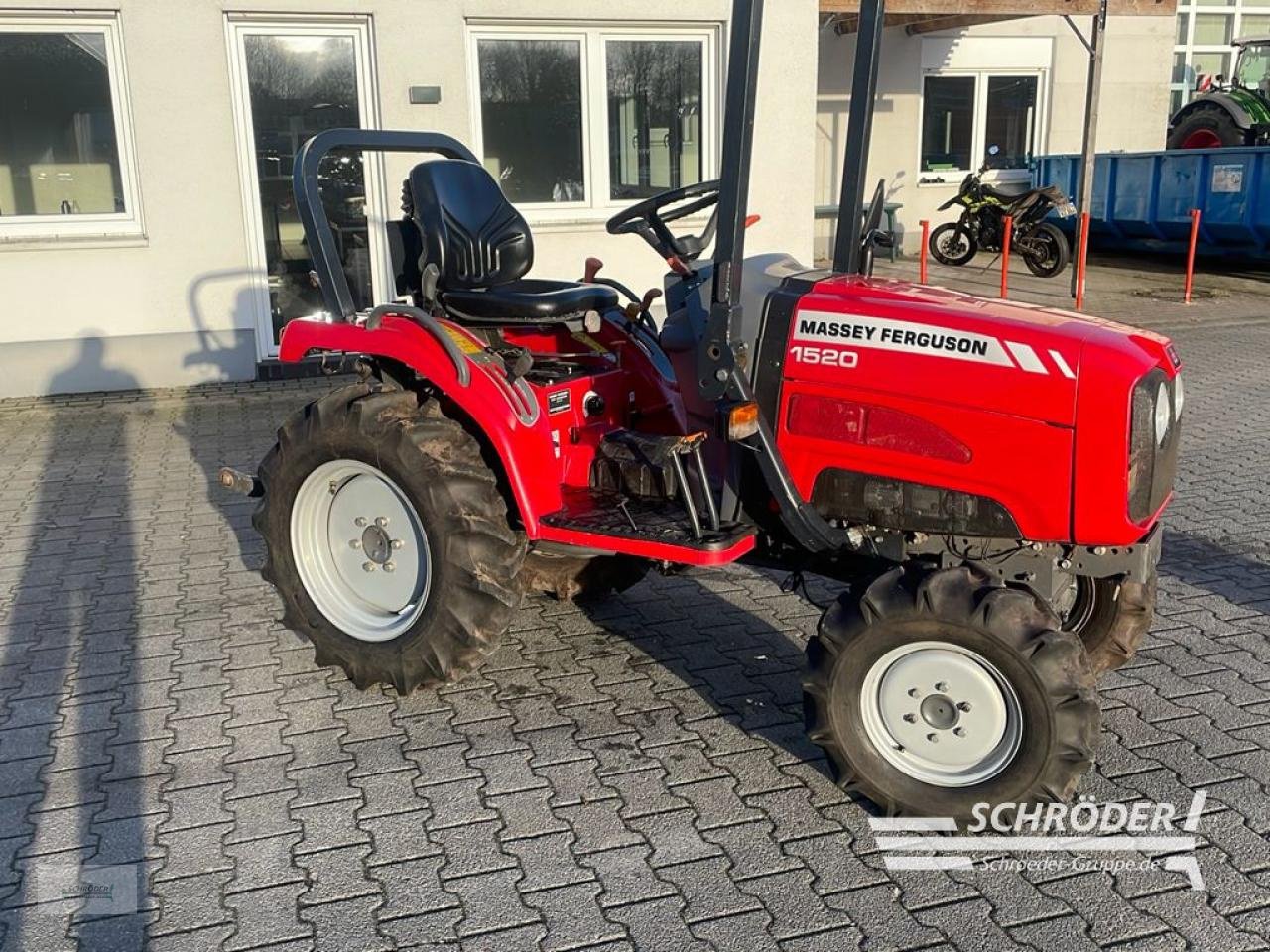Traktor του τύπου Massey Ferguson 1520, Gebrauchtmaschine σε Westerstede (Φωτογραφία 2)