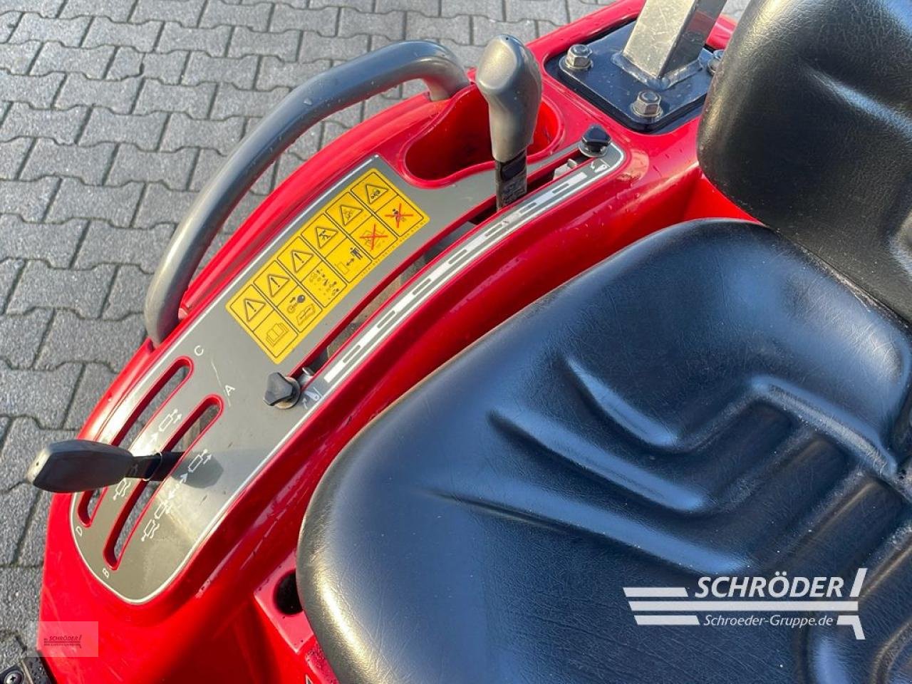 Traktor του τύπου Massey Ferguson 1520, Gebrauchtmaschine σε Westerstede (Φωτογραφία 6)