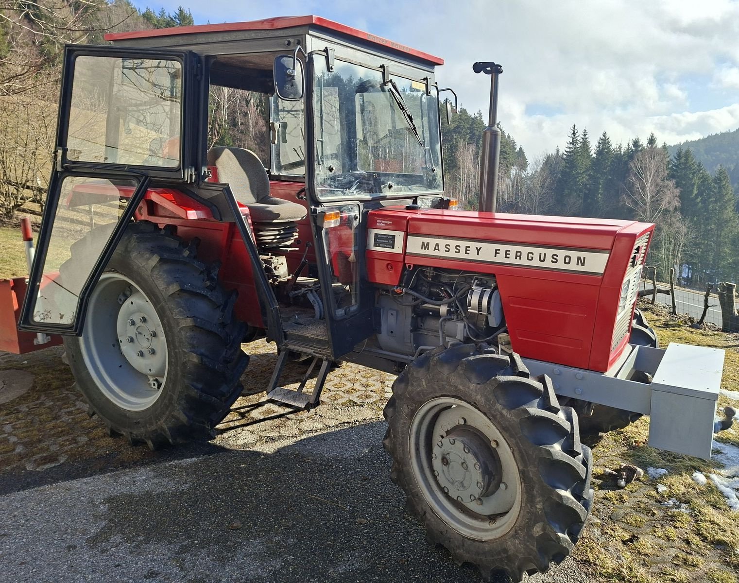 Traktor от тип Massey Ferguson 154 F-4, Gebrauchtmaschine в Hollenthon (Снимка 1)
