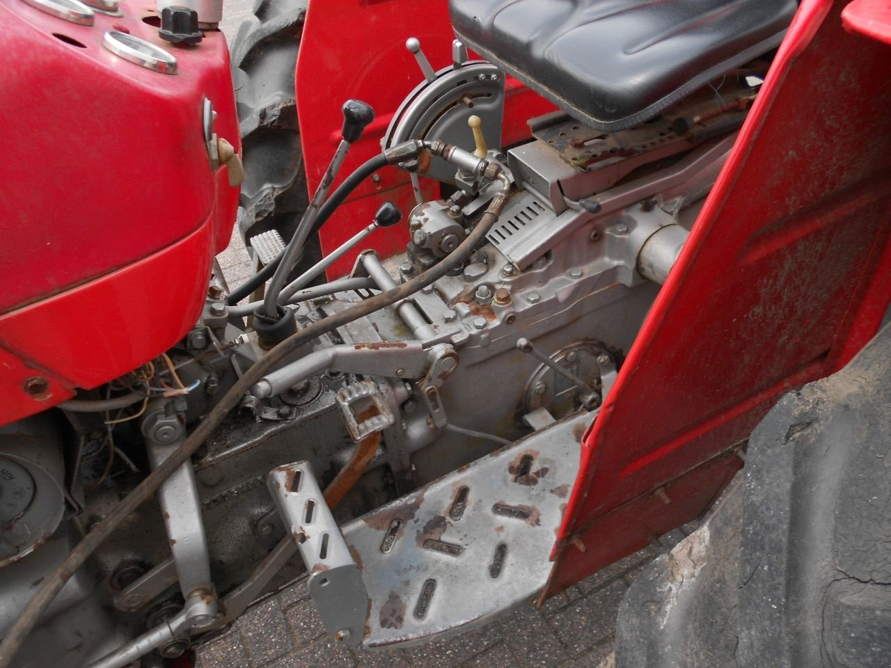 Traktor del tipo Massey Ferguson 155, Gebrauchtmaschine In Oirschot (Immagine 5)