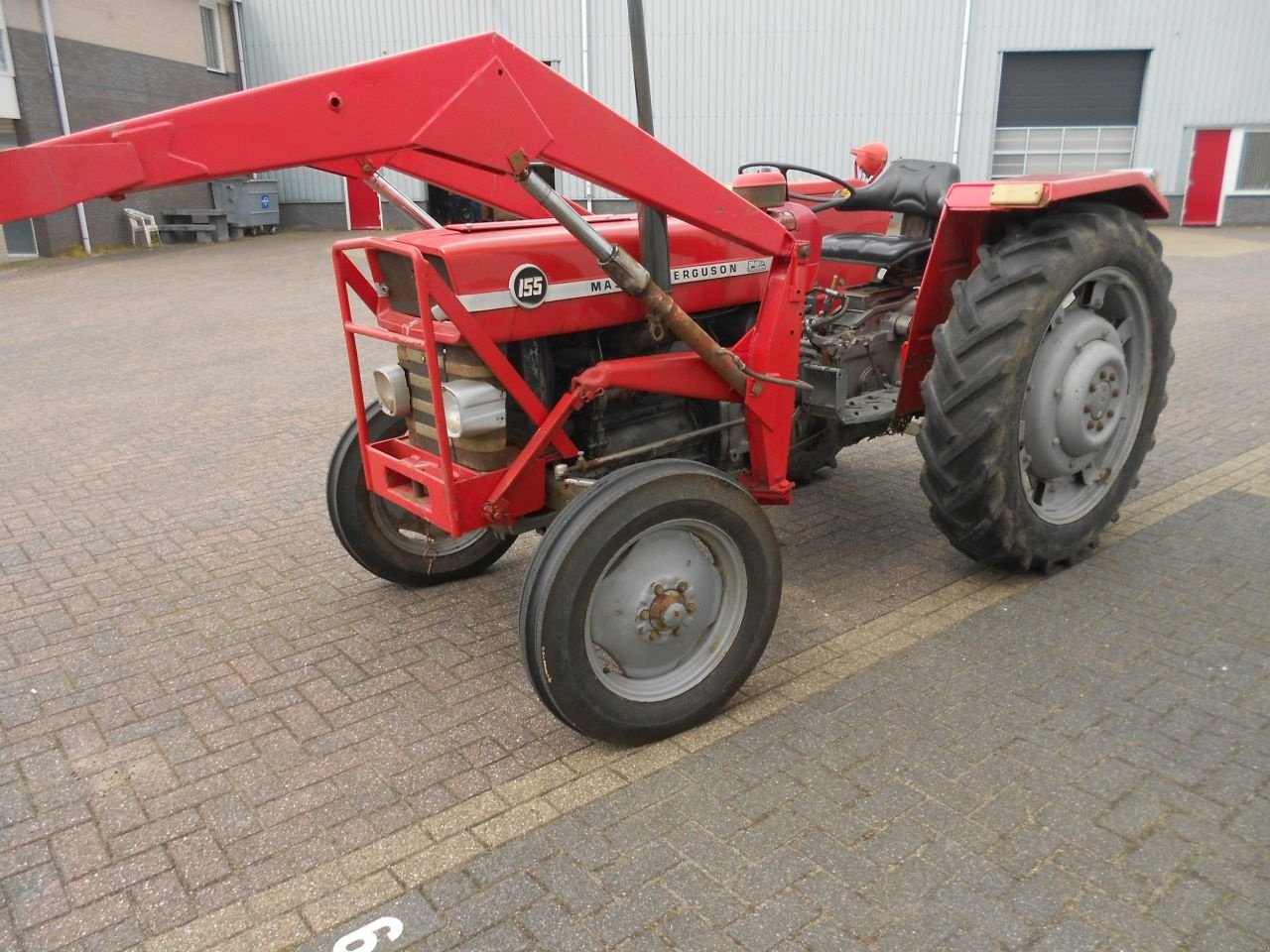 Traktor del tipo Massey Ferguson 155, Gebrauchtmaschine In Oirschot (Immagine 2)