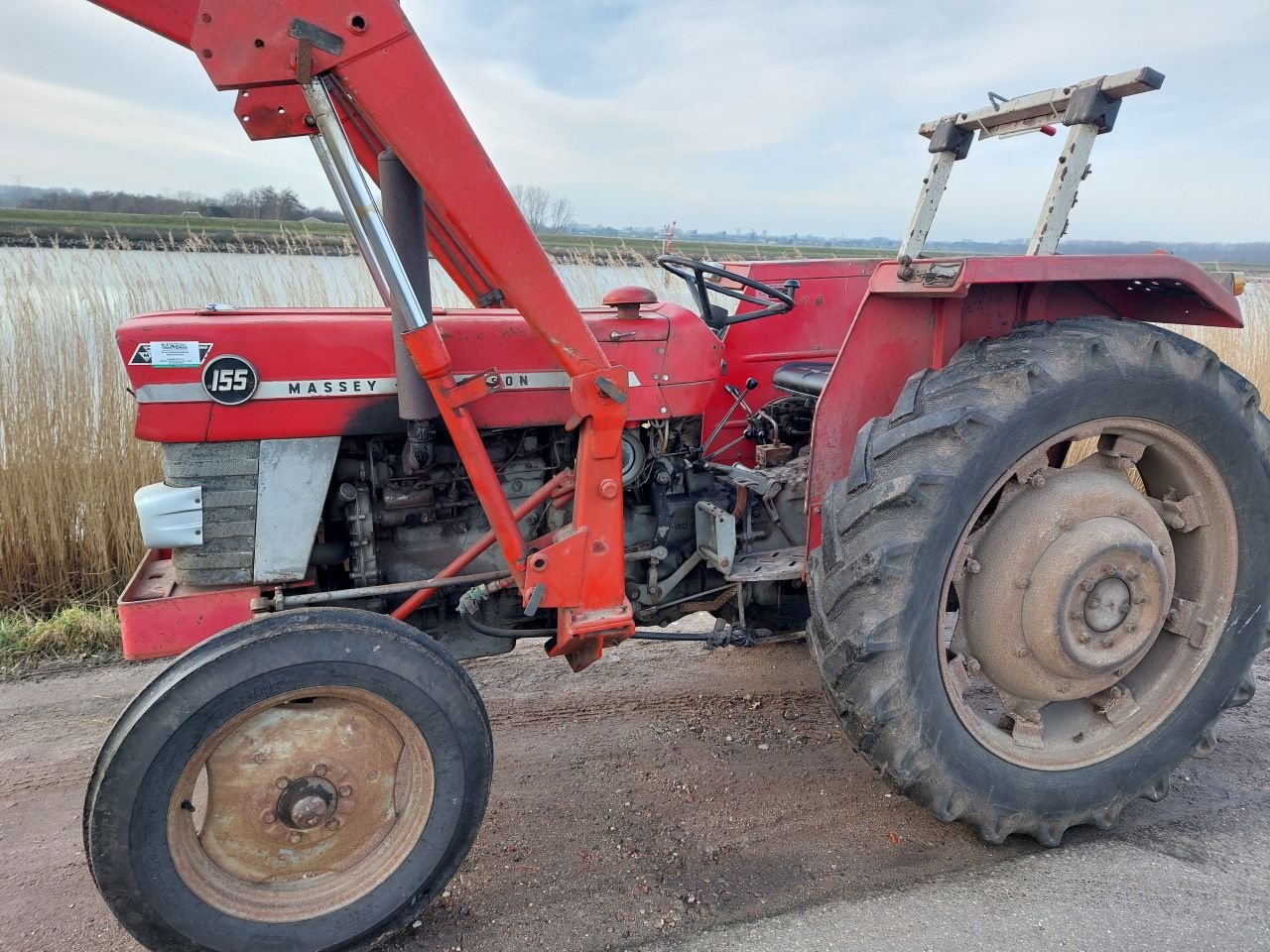 Traktor des Typs Massey Ferguson 155, Gebrauchtmaschine in Ouderkerk aan den IJssel (Bild 11)