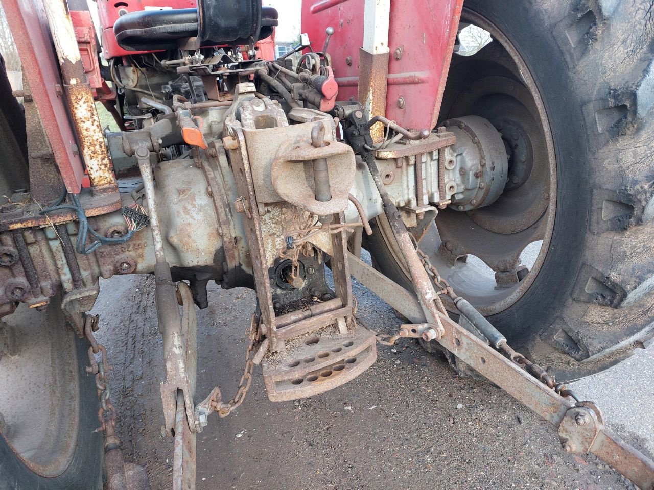 Traktor des Typs Massey Ferguson 155, Gebrauchtmaschine in Ouderkerk aan den IJssel (Bild 7)