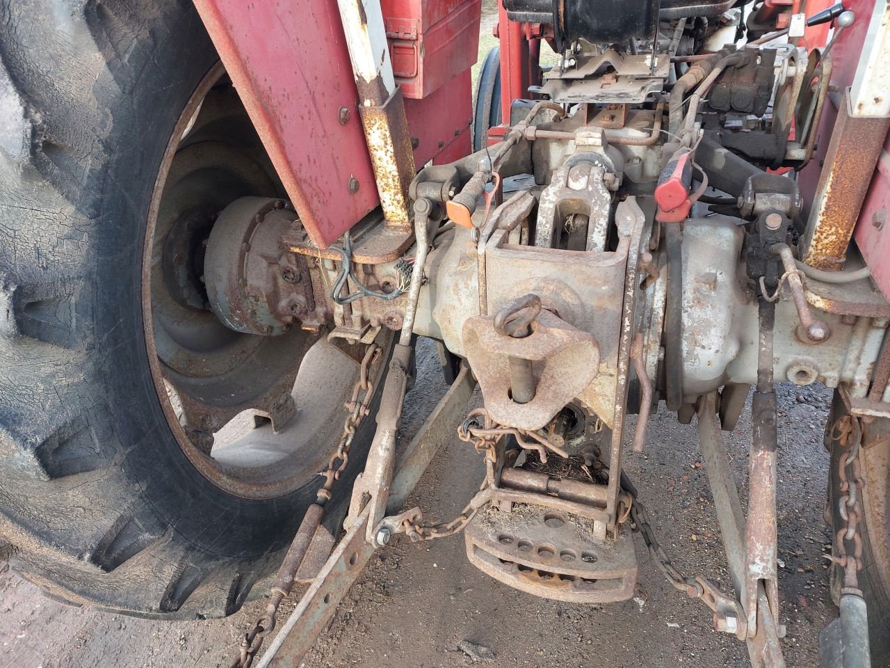 Traktor des Typs Massey Ferguson 155, Gebrauchtmaschine in Ouderkerk aan den IJssel (Bild 5)