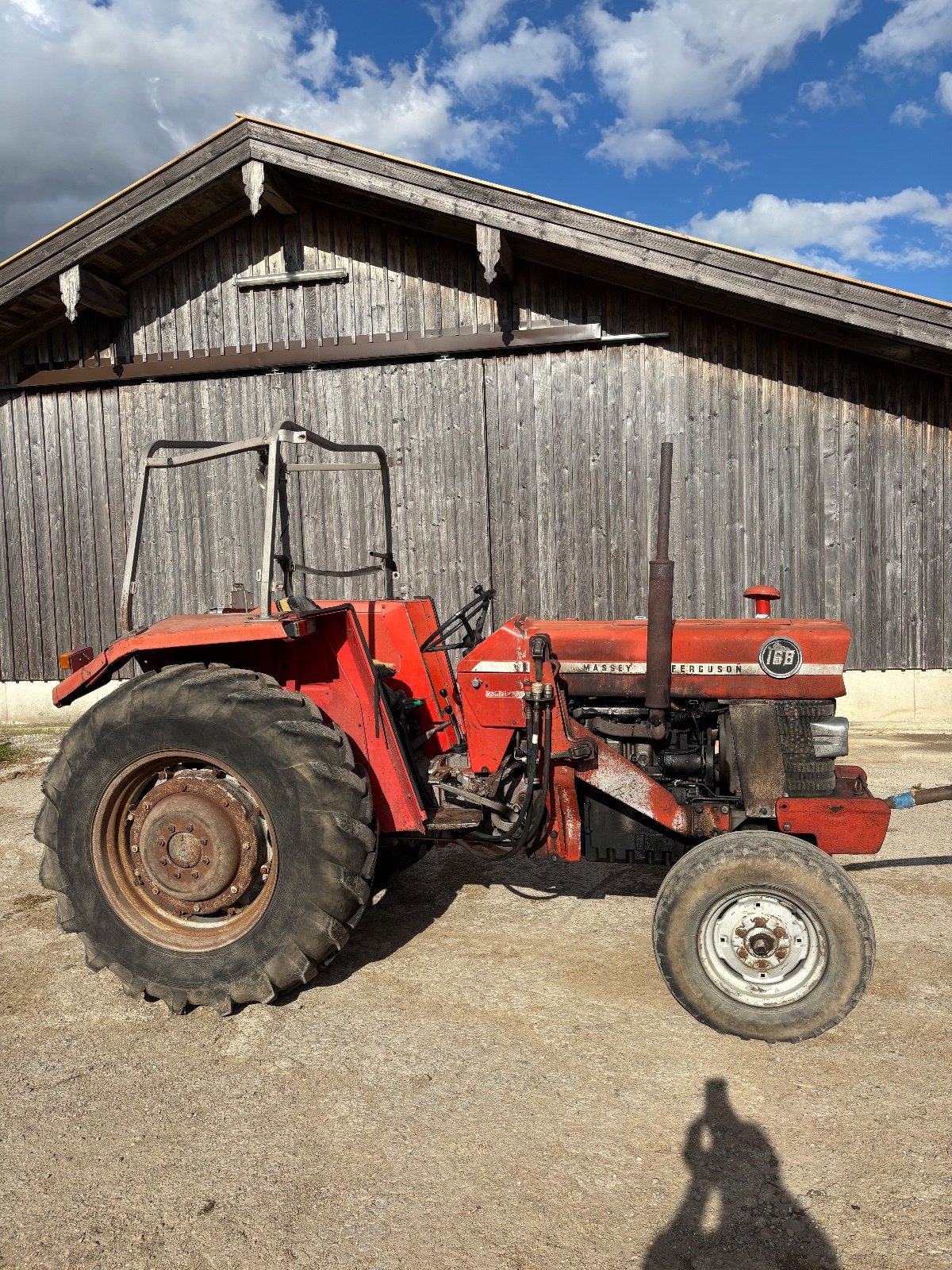 Traktor typu Massey Ferguson 168, Gebrauchtmaschine w Sauerlach (Zdjęcie 2)