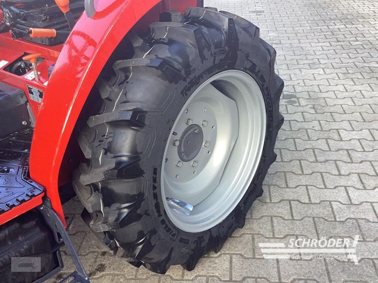 Traktor typu Massey Ferguson 1740 E MP ( ISEKI TLE 3410 AL ) HOFLADER, Gebrauchtmaschine v Lastrup (Obrázek 5)
