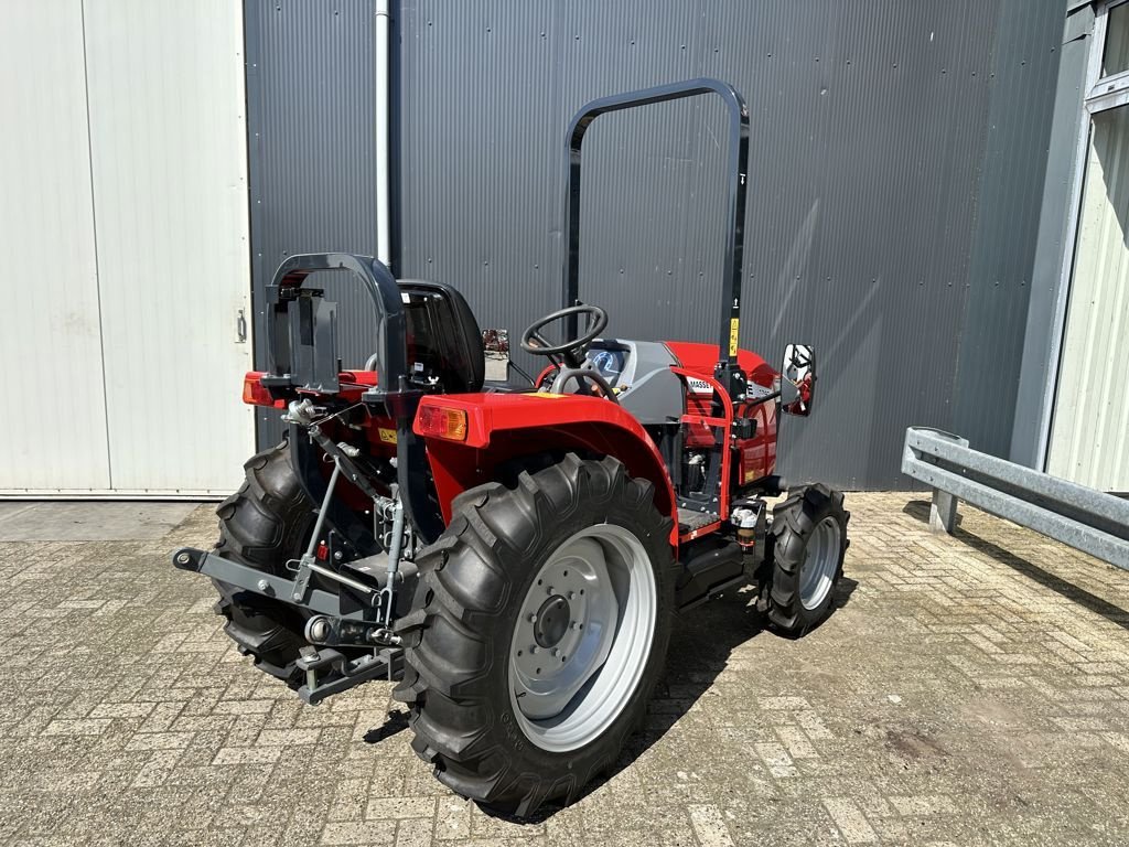 Traktor a típus Massey Ferguson 1740 E, Neumaschine ekkor: MARIENHEEM (Kép 7)