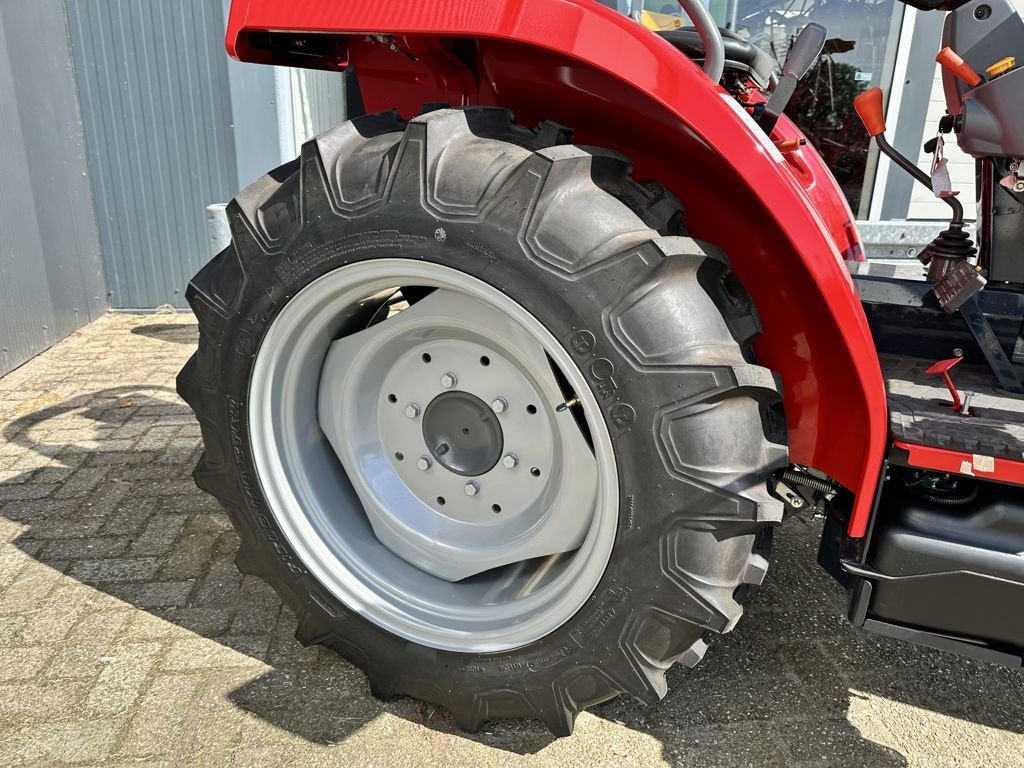 Traktor a típus Massey Ferguson 1740 E, Neumaschine ekkor: MARIENHEEM (Kép 9)