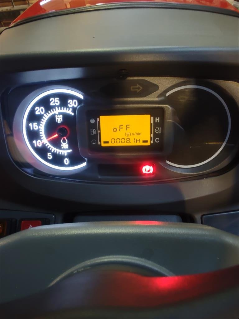 Traktor des Typs Massey Ferguson 1747, Gebrauchtmaschine in Brørup (Bild 6)