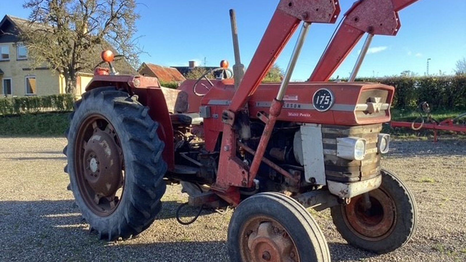 Traktor типа Massey Ferguson 175, Gebrauchtmaschine в Ringe (Фотография 3)