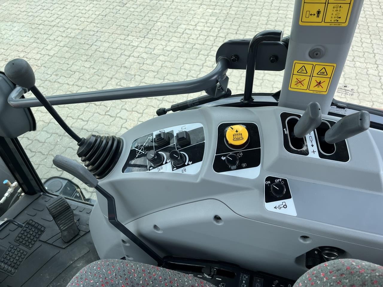 Traktor tipa Massey Ferguson 1750 M HC, Gebrauchtmaschine u Videbæk (Slika 7)