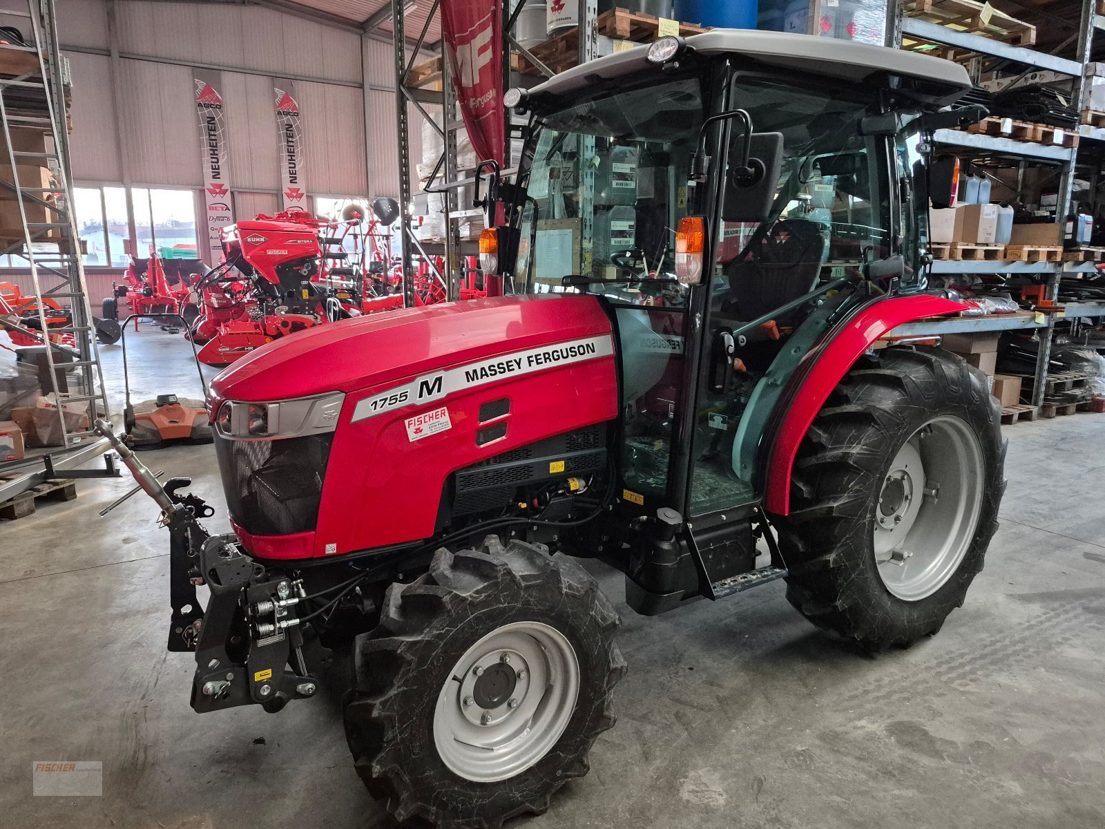 Traktor типа Massey Ferguson 1755 M, Neumaschine в Pfoerring (Фотография 2)