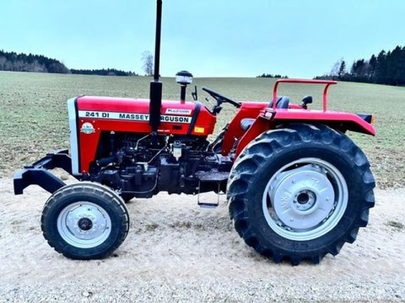 Traktor of the type Massey Ferguson 240-2, Gebrauchtmaschine in NATTERNBACH (Picture 2)