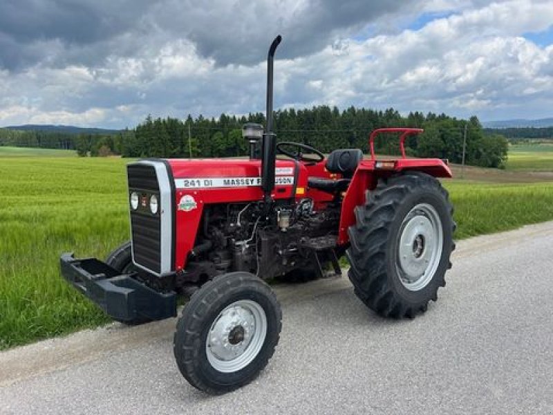 Traktor of the type Massey Ferguson 240-2, Gebrauchtmaschine in NATTERNBACH (Picture 3)