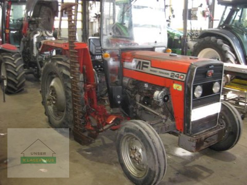 Traktor des Typs Massey Ferguson 240-2, Gebrauchtmaschine in Ottensheim (Bild 3)