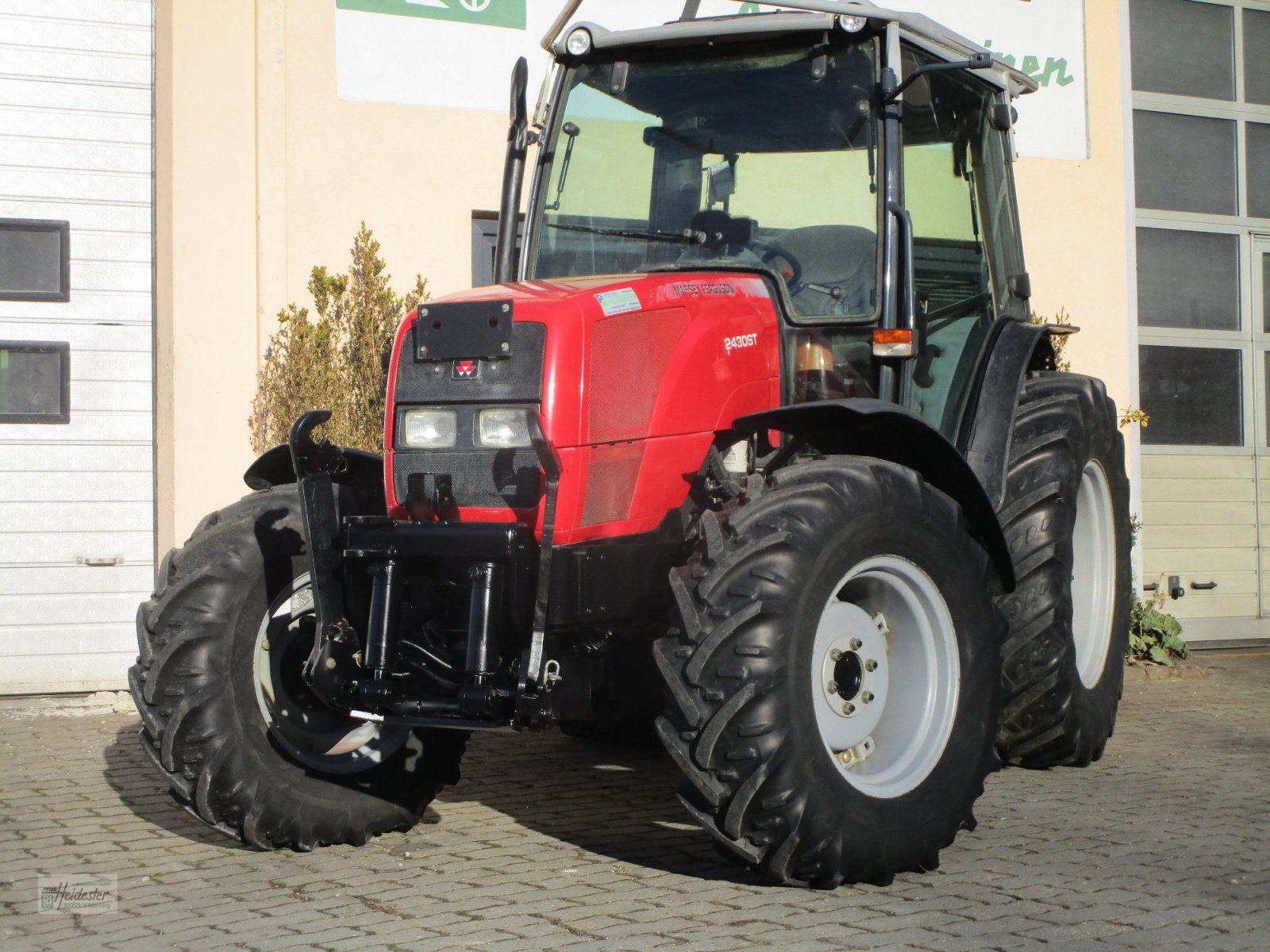 Traktor Türe ait Massey Ferguson 2430, Gebrauchtmaschine içinde Wildenberg (resim 5)