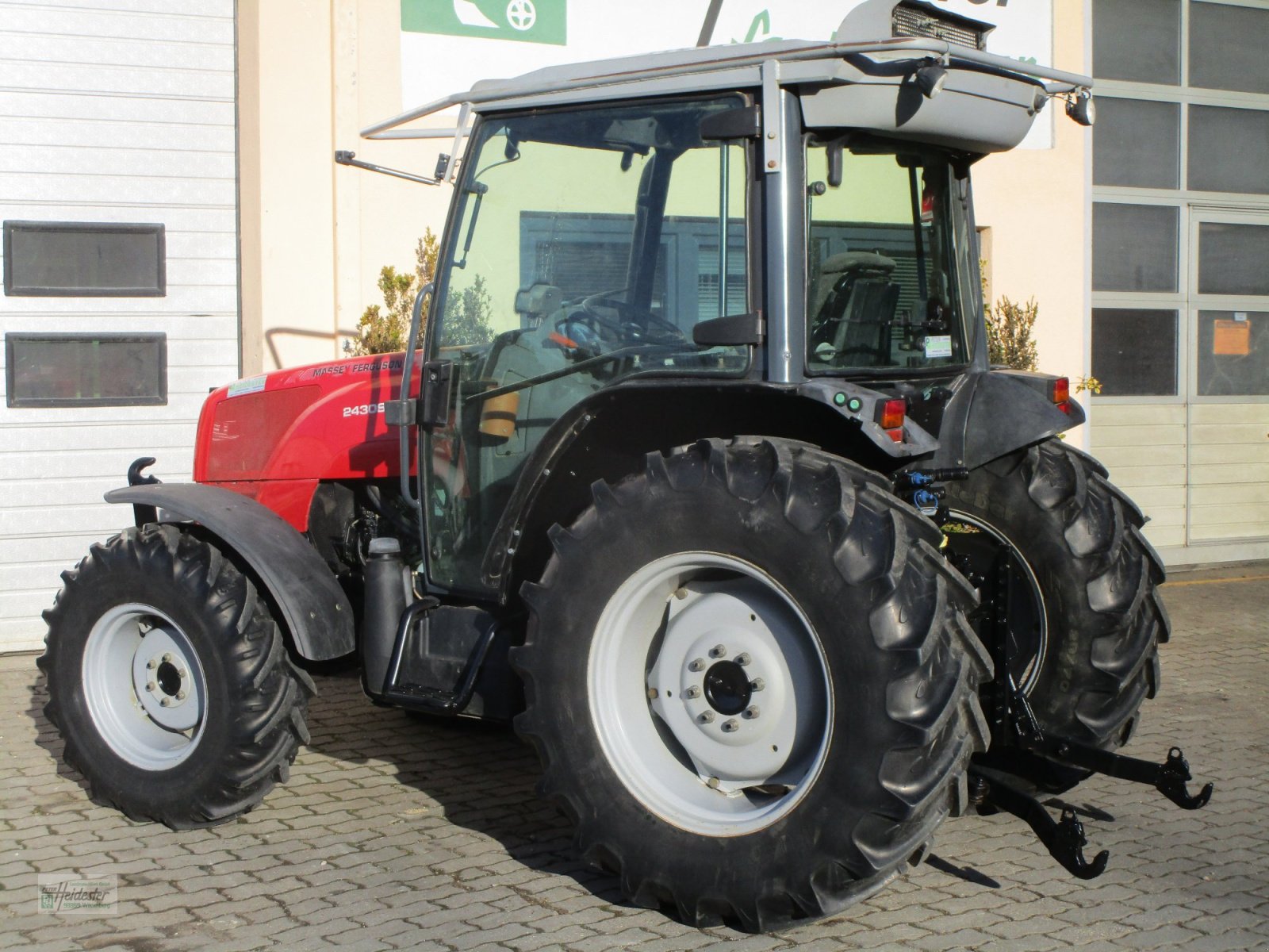Traktor Türe ait Massey Ferguson 2430, Gebrauchtmaschine içinde Wildenberg (resim 10)