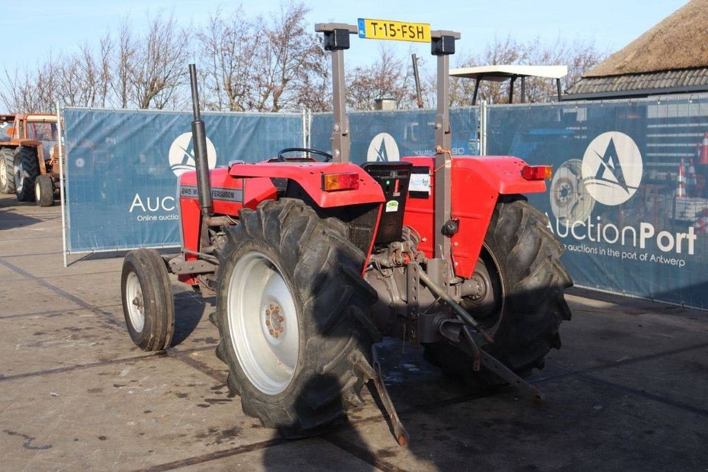Traktor des Typs Massey Ferguson 245, Gebrauchtmaschine in Antwerpen (Bild 4)
