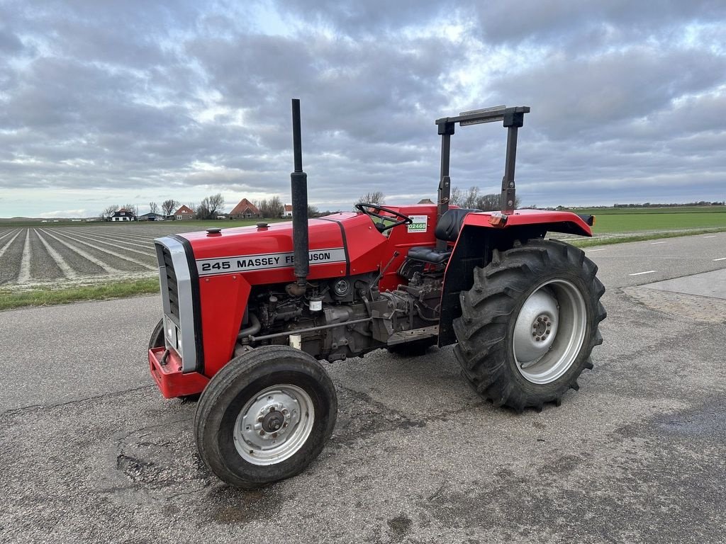 Traktor typu Massey Ferguson 245, Gebrauchtmaschine v Callantsoog (Obrázek 1)