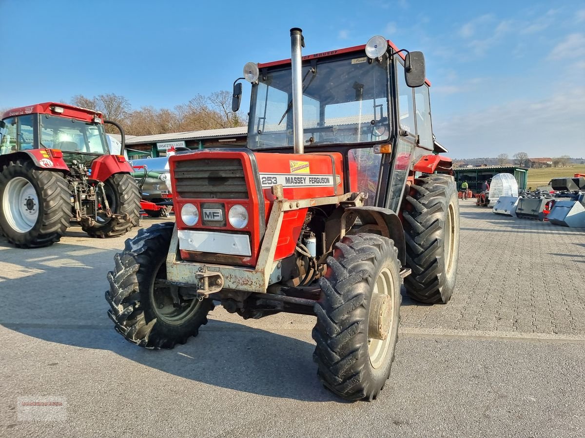 Traktor des Typs Massey Ferguson 253-4, Gebrauchtmaschine in Tarsdorf (Bild 8)