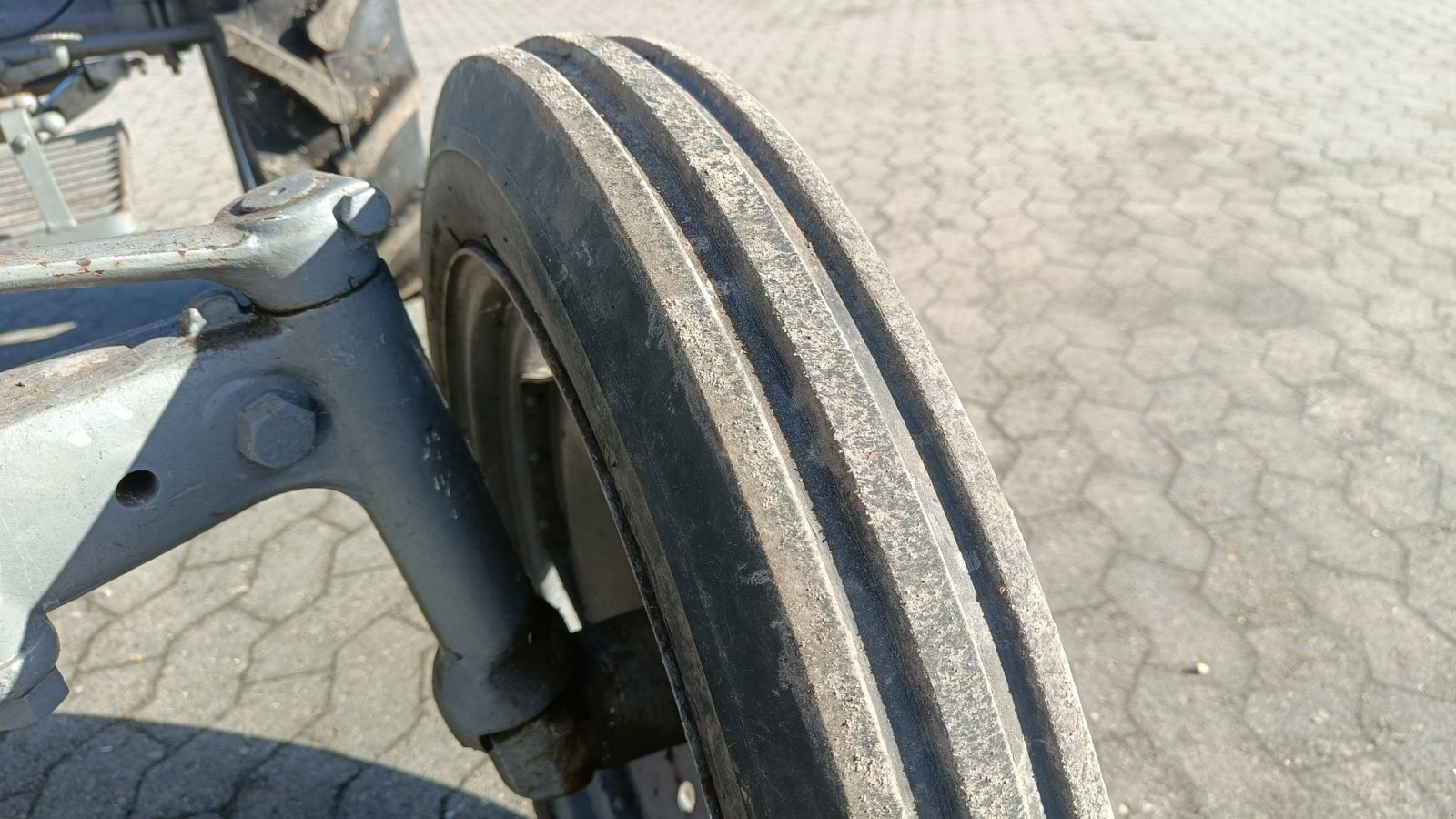 Traktor a típus Massey Ferguson 26 grå, Gebrauchtmaschine ekkor: Egtved (Kép 8)