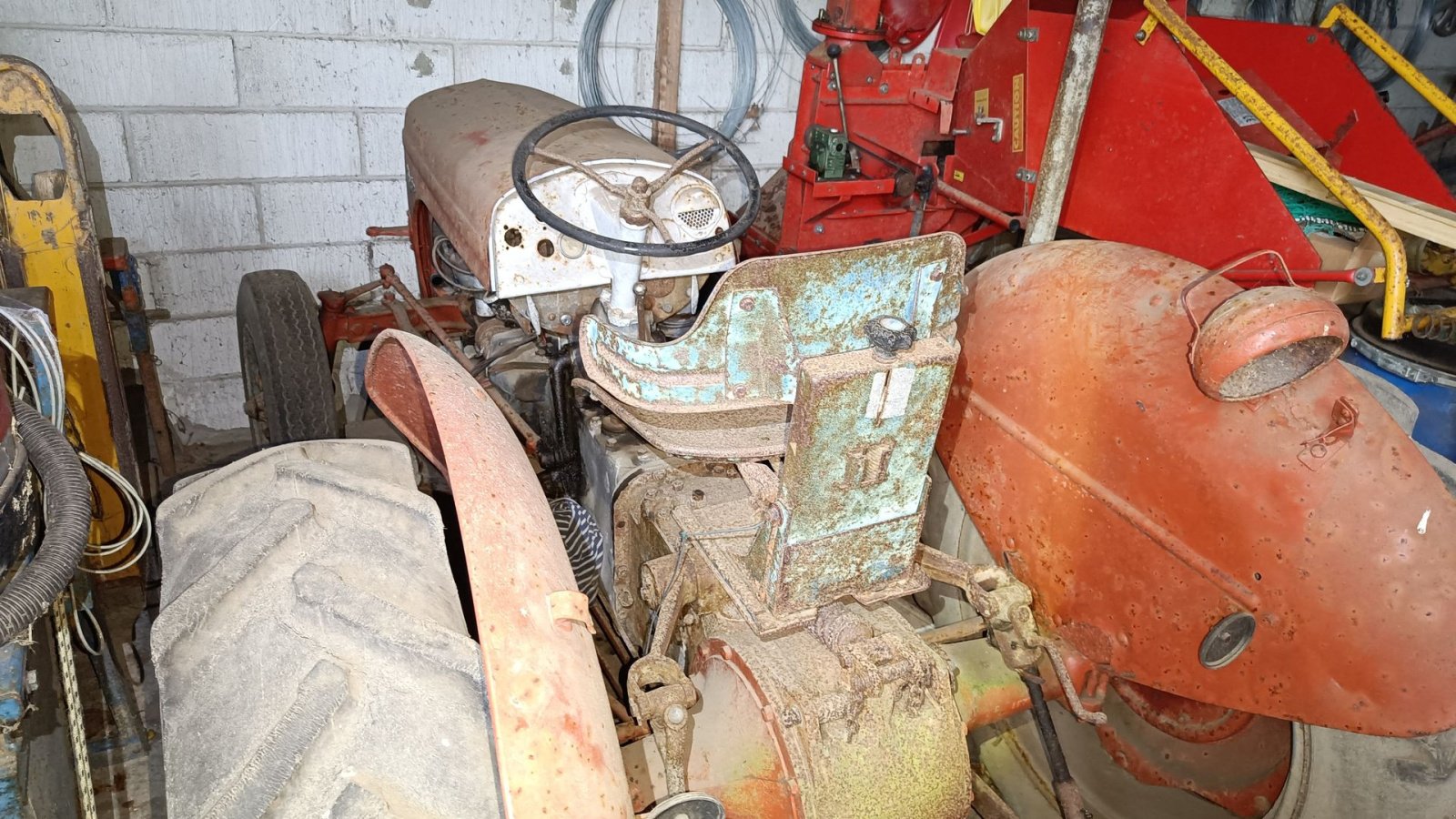 Traktor του τύπου Massey Ferguson 26 Køre ikke, til reservedele, Gebrauchtmaschine σε Egtved (Φωτογραφία 3)