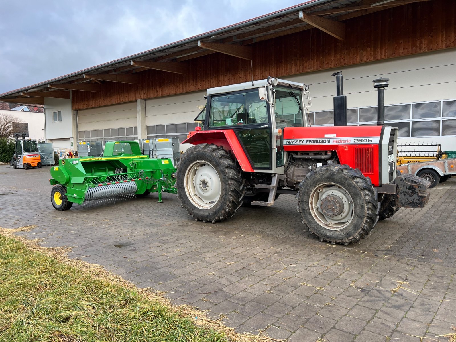 Traktor van het type Massey Ferguson 2645, Gebrauchtmaschine in Renningen (Foto 2)