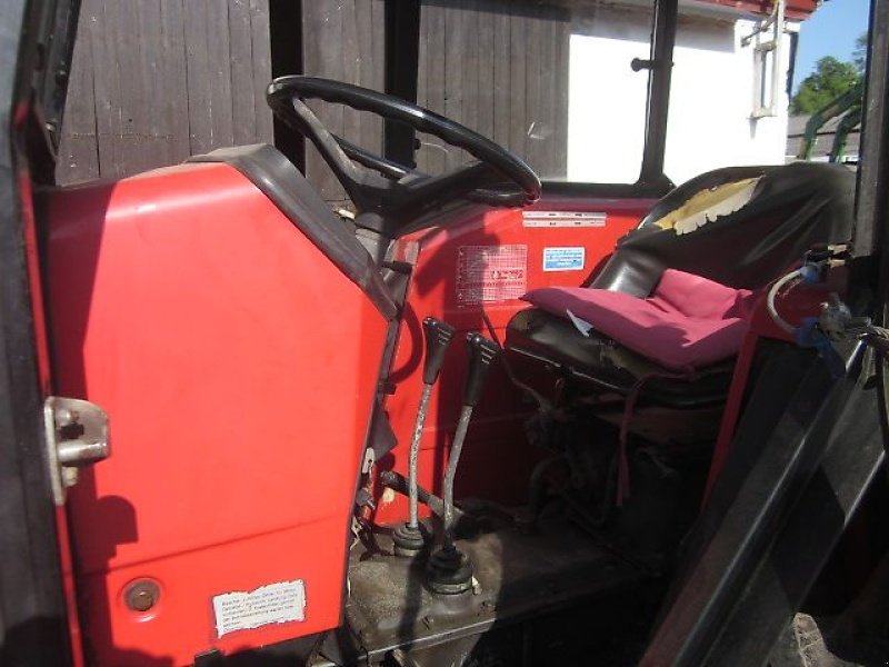 Traktor des Typs Massey Ferguson 273, Gebrauchtmaschine in Ziegenhagen (Bild 4)