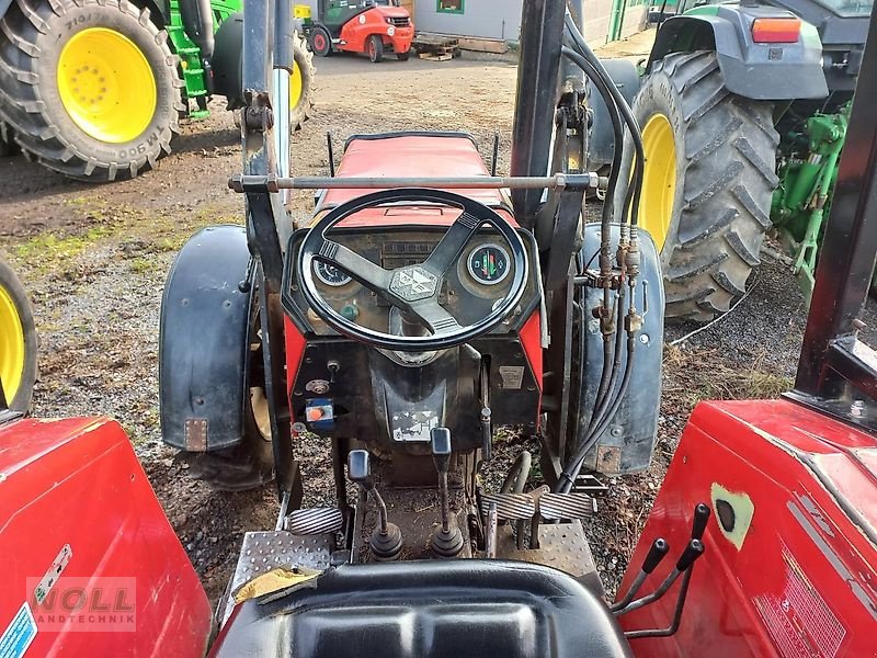 Traktor типа Massey Ferguson 273, Gebrauchtmaschine в Limburg (Фотография 7)