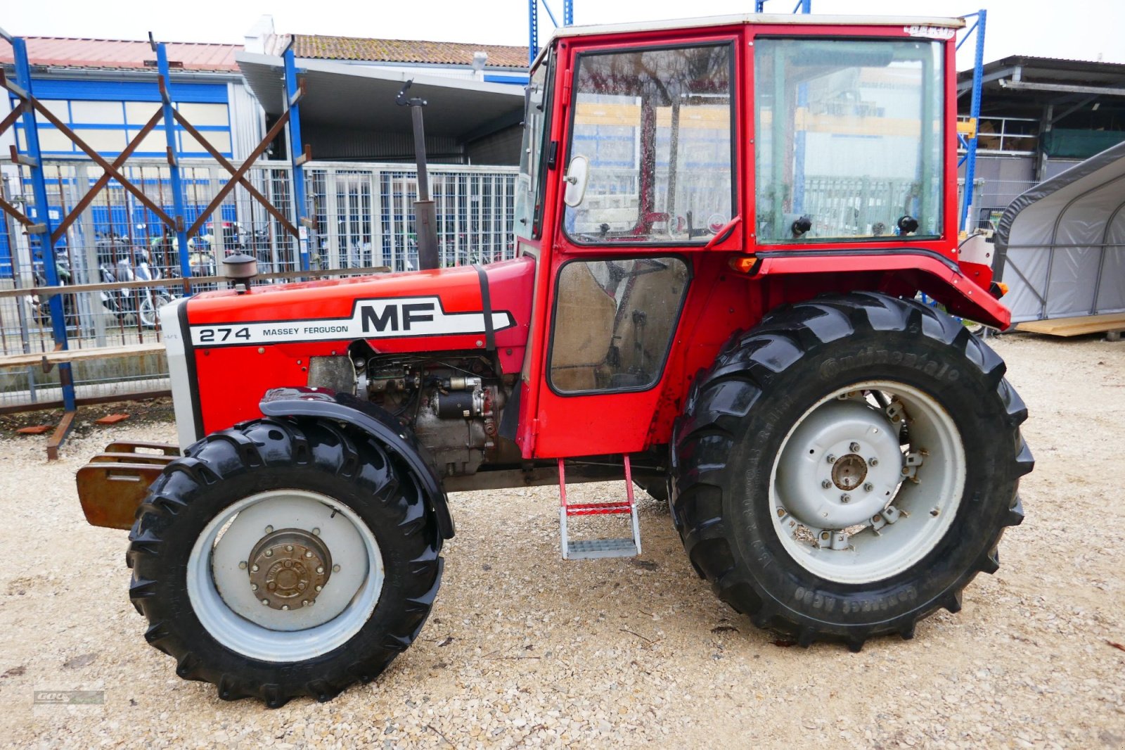 Traktor des Typs Massey Ferguson 274 Allr. Echt Guter Zustand. 3900 Std. Technisch OK!, Gebrauchtmaschine in Langenzenn (Bild 1)