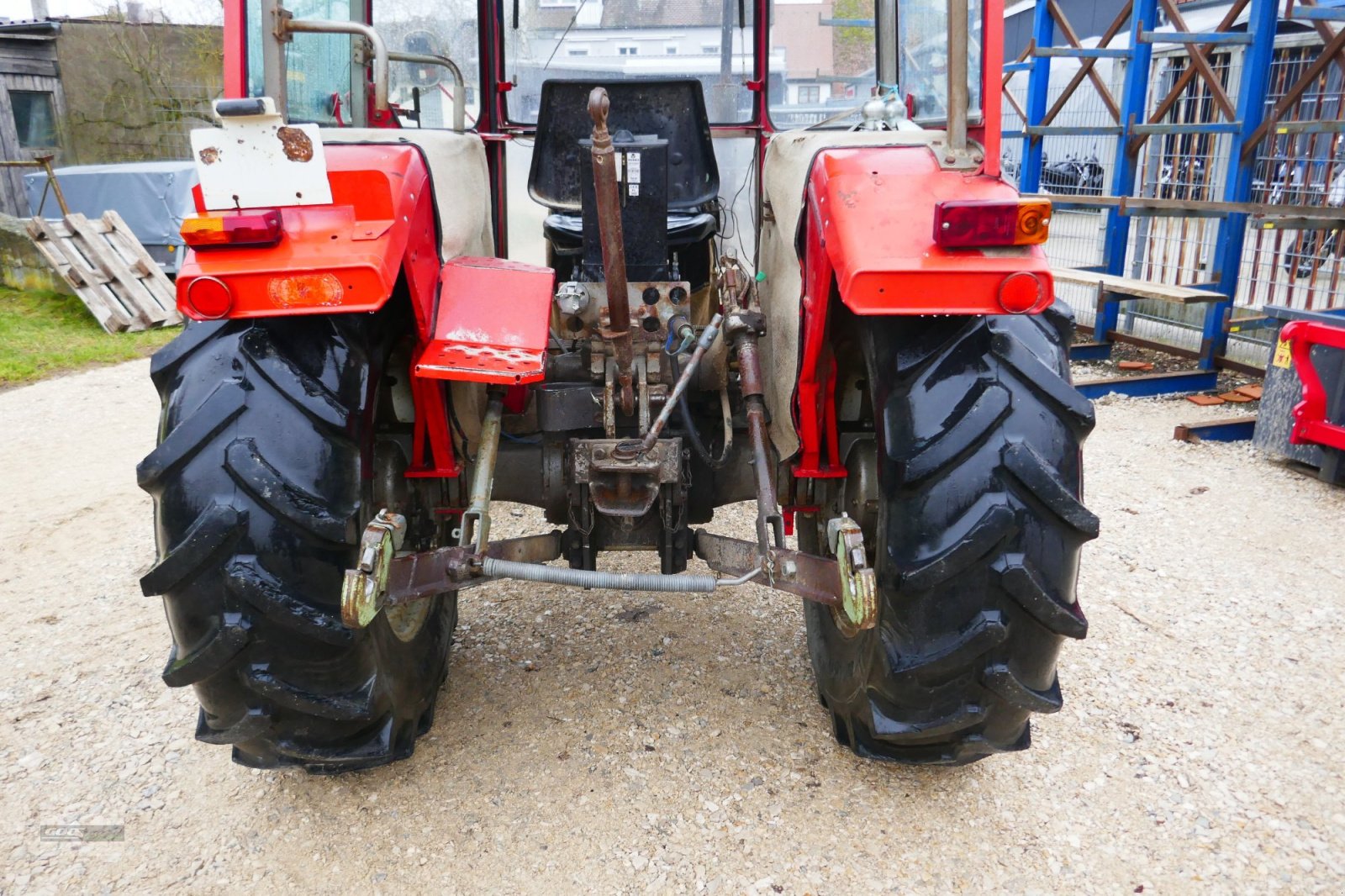 Traktor des Typs Massey Ferguson 274 Allr. Echt Guter Zustand. 3900 Std. Technisch OK!, Gebrauchtmaschine in Langenzenn (Bild 4)