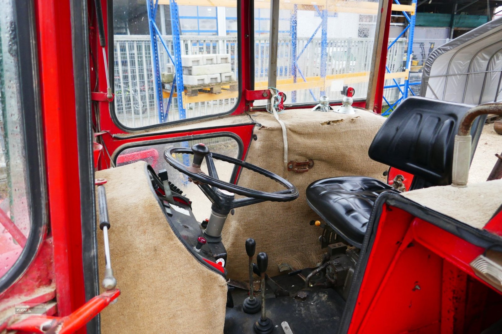 Traktor des Typs Massey Ferguson 274 Allr. Echt Guter Zustand. 3900 Std. Technisch OK!, Gebrauchtmaschine in Langenzenn (Bild 7)