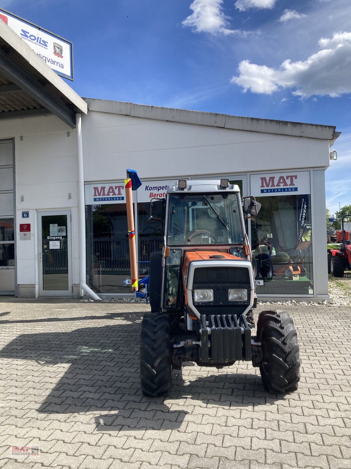 Traktor des Typs Massey Ferguson 274 V, Gebrauchtmaschine in Waldkraiburg (Bild 1)