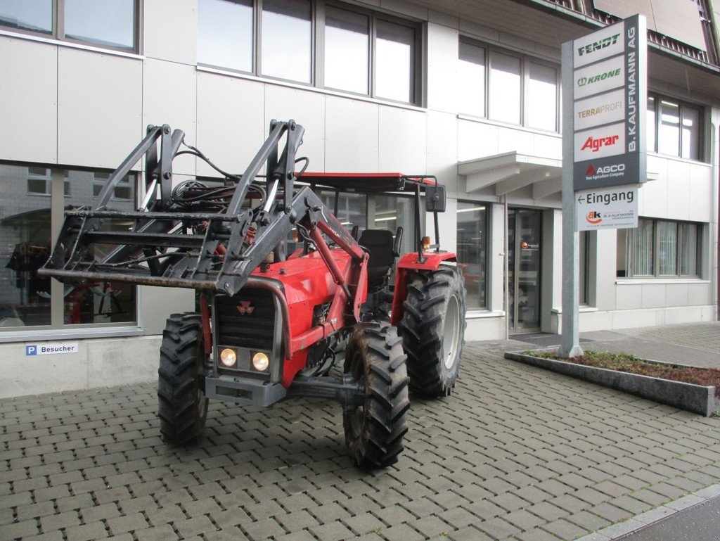 Traktor типа Massey Ferguson 274, Gebrauchtmaschine в Grosswangen (Фотография 1)