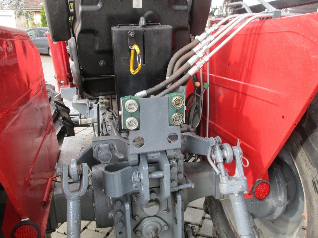 Traktor типа Massey Ferguson 274, Gebrauchtmaschine в Grosswangen (Фотография 3)