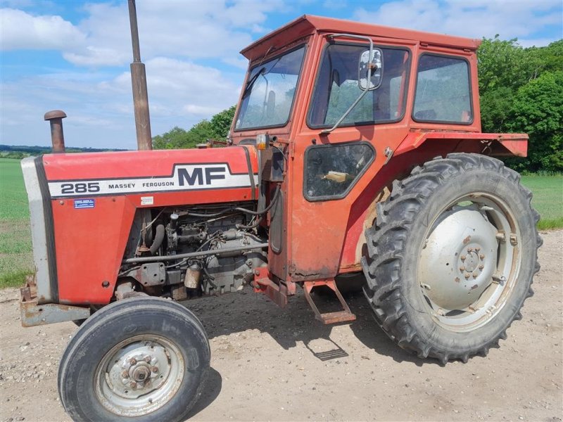 Traktor типа Massey Ferguson 285 og 3 stk. MF 265 og 1 stk. MF 590, Gebrauchtmaschine в Skive