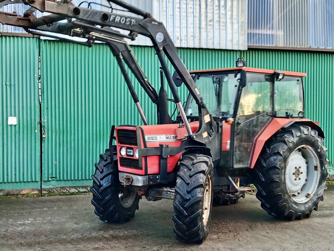 Traktor типа Massey Ferguson 293 + FL, Gebrauchtmaschine в Liebenwalde (Фотография 3)