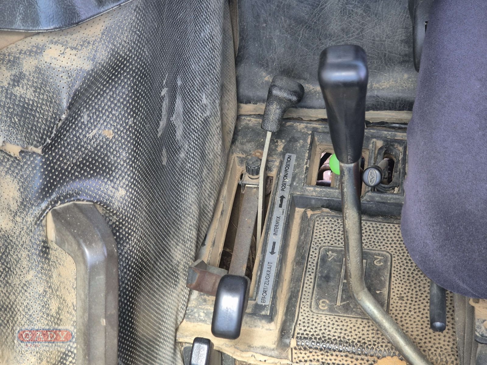 Traktor typu Massey Ferguson 294 S, Gebrauchtmaschine v Lebring (Obrázek 9)